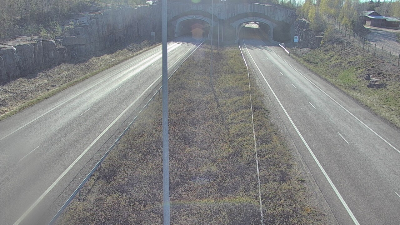 Kelikamerat Kuva Tie 7 Hamina, Kolsila, puomi itä, Hamina, Kymenlaakso