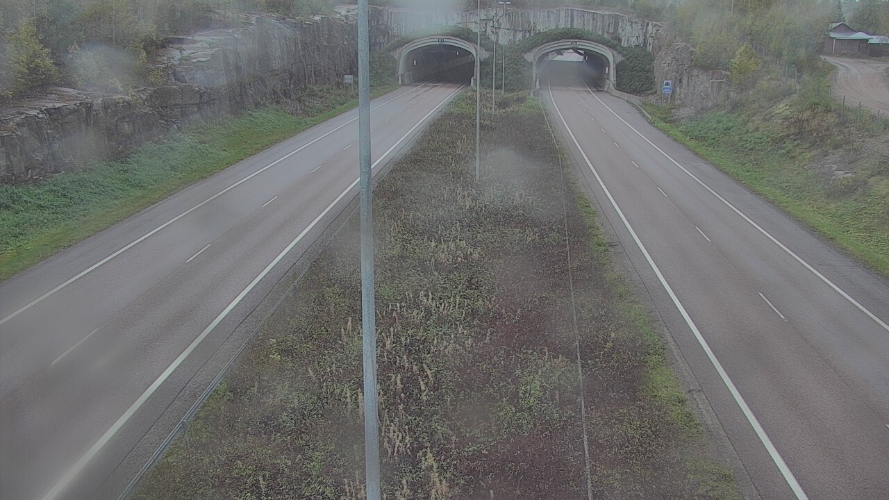 Weather Camera Image Väg 7 Fredrikshamn, Kolsila, bom öst, Hamina, Kymenlaakso