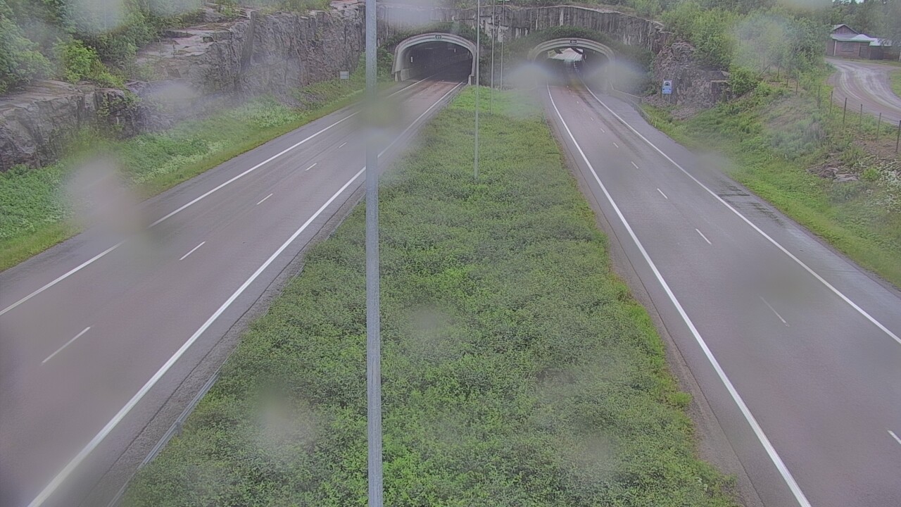 Weather Camera Image Väg 7 Fredrikshamn, Kolsila, bom öst, Hamina, Kymenlaakso