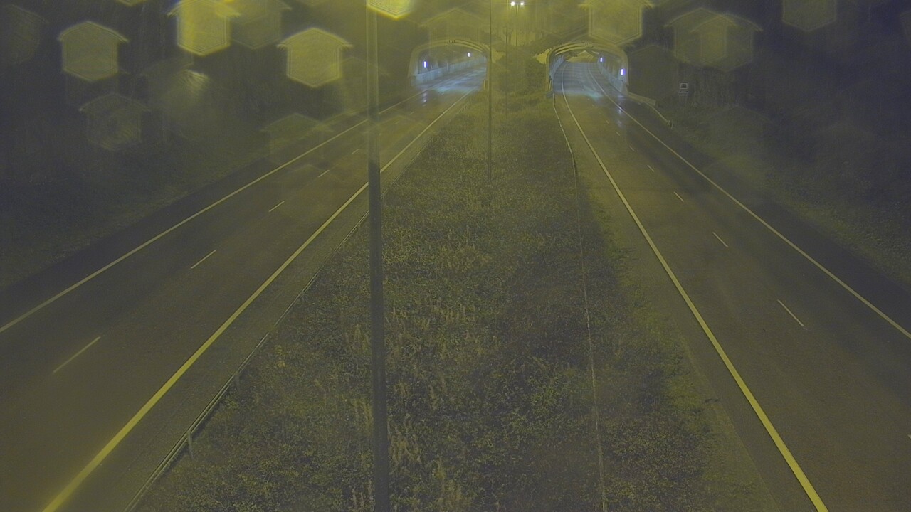 Weather Camera Image Väg 7 Fredrikshamn, Kolsila, bom öst, Hamina, Kymenlaakso