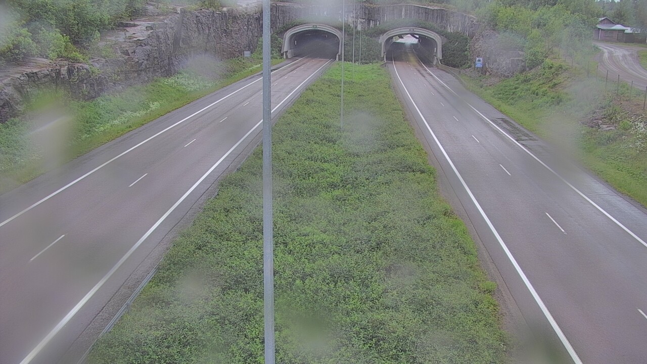 Weather Camera Image Väg 7 Fredrikshamn, Kolsila, bom öst, Hamina, Kymenlaakso