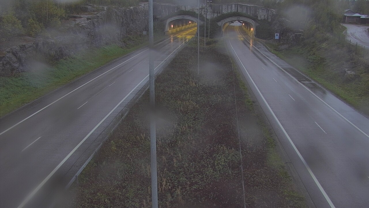 Weather Camera Image Väg 7 Fredrikshamn, Kolsila, bom öst, Hamina, Kymenlaakso