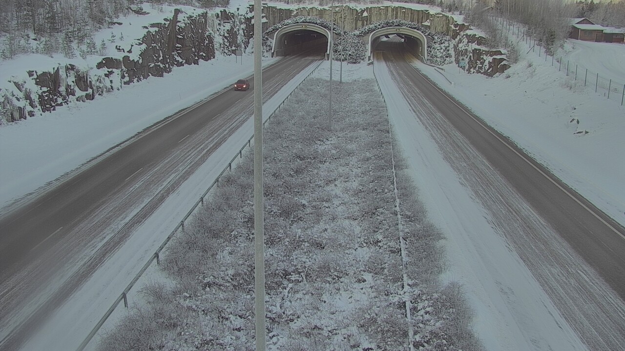 Weather Camera Image Väg 7 Fredrikshamn, Kolsila, bom öst, Hamina, Kymenlaakso