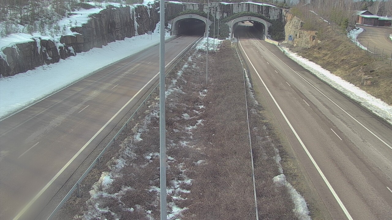 Weather Camera Image Väg 7 Fredrikshamn, Kolsila, bom öst, Hamina, Kymenlaakso