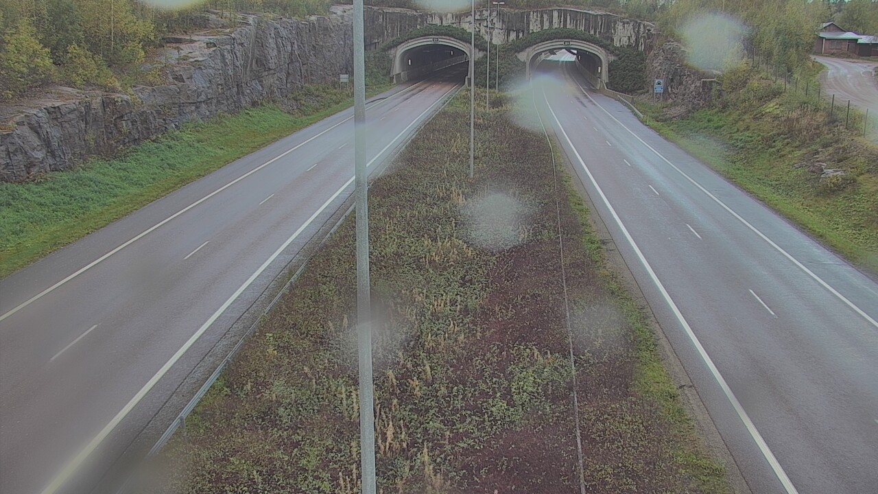 Weather Camera Image Väg 7 Fredrikshamn, Kolsila, bom öst, Hamina, Kymenlaakso