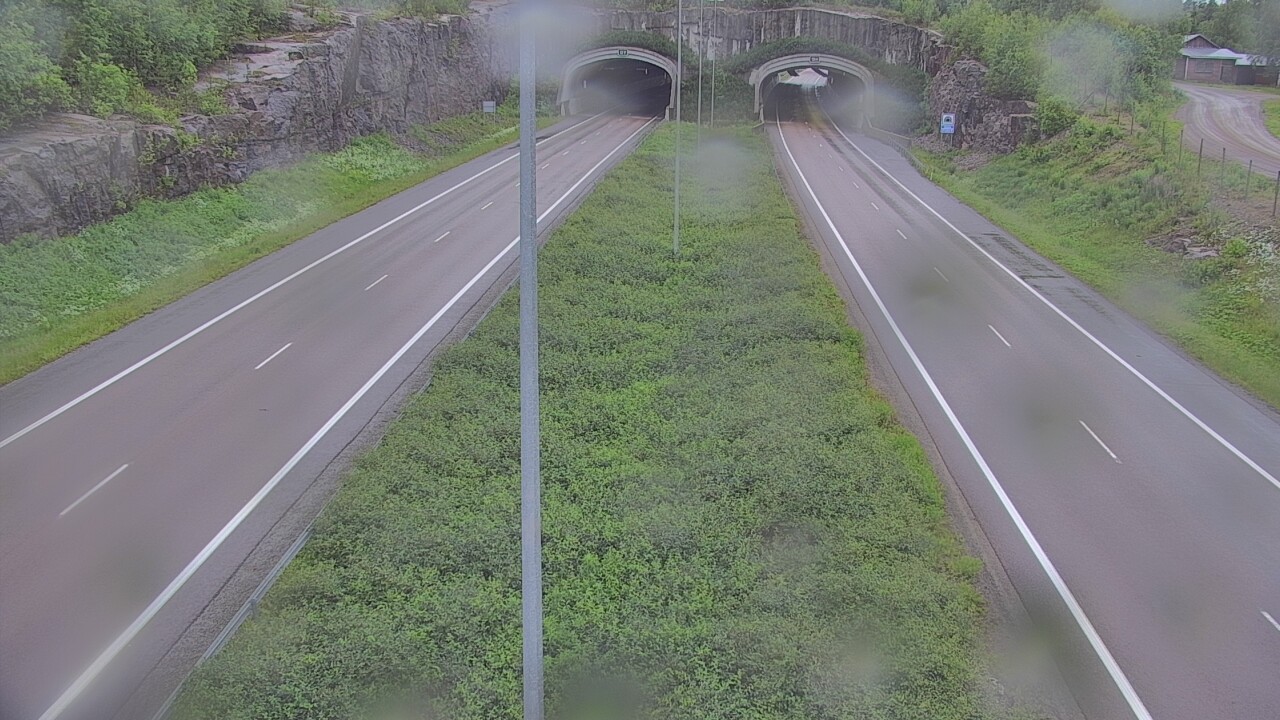 Weather Camera Image Väg 7 Fredrikshamn, Kolsila, bom öst, Hamina, Kymenlaakso