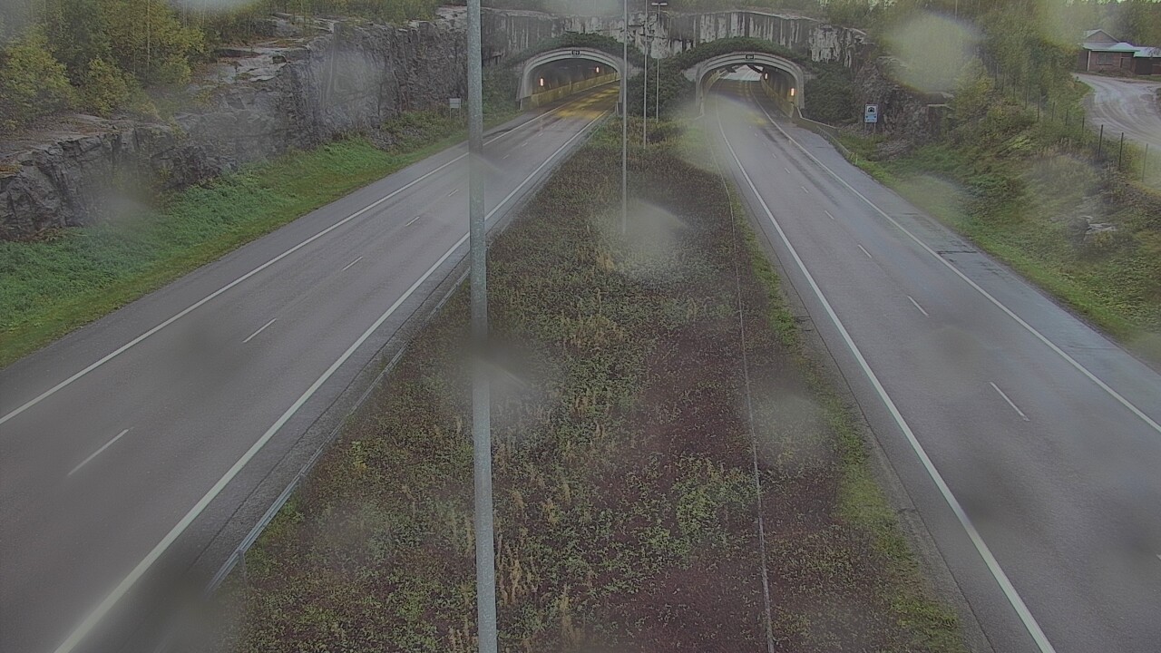 Weather Camera Image Väg 7 Fredrikshamn, Kolsila, bom öst, Hamina, Kymenlaakso