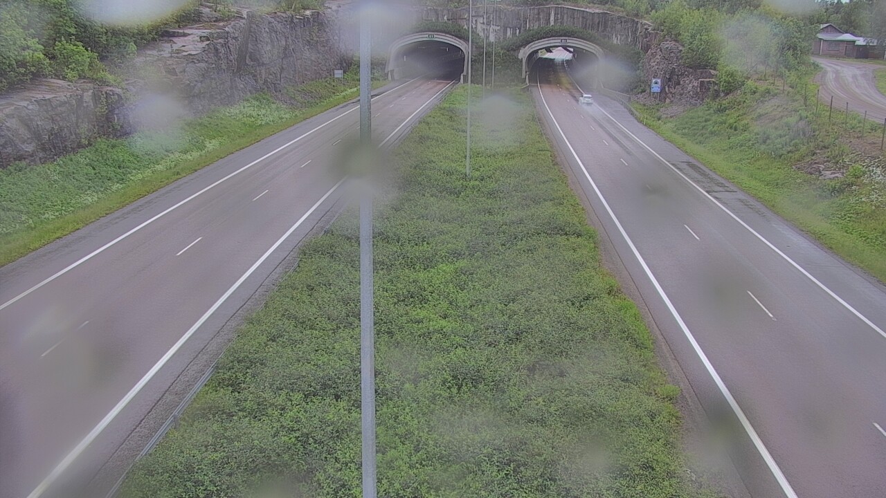 Weather Camera Image Väg 7 Fredrikshamn, Kolsila, bom öst, Hamina, Kymenlaakso