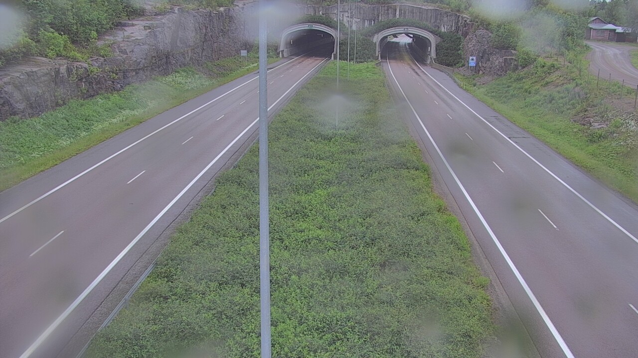 Weather Camera Image Väg 7 Fredrikshamn, Kolsila, bom öst, Hamina, Kymenlaakso