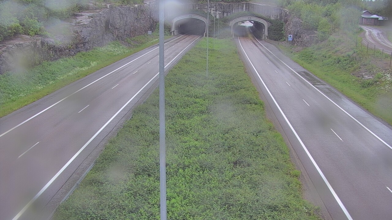 Weather Camera Image Väg 7 Fredrikshamn, Kolsila, bom öst, Hamina, Kymenlaakso