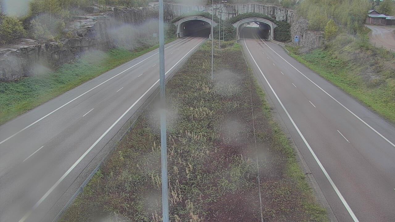 Weather Camera Image Väg 7 Fredrikshamn, Kolsila, bom öst, Hamina, Kymenlaakso