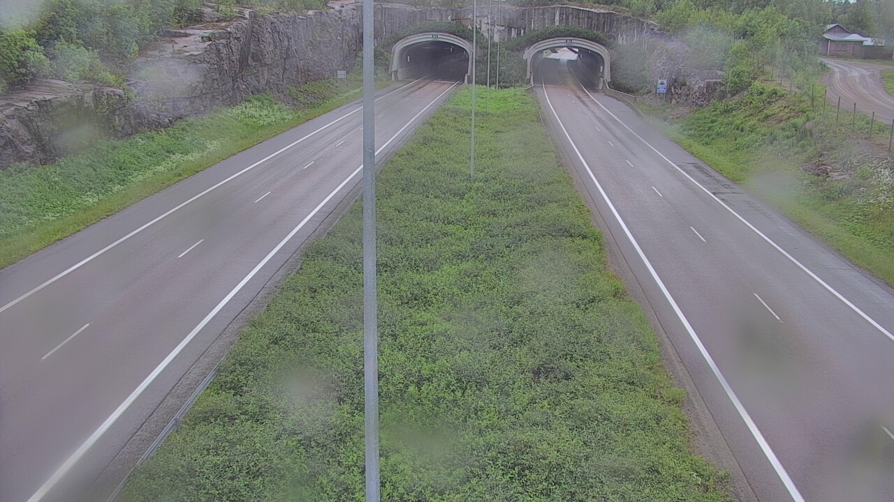 Weather Camera Image Väg 7 Fredrikshamn, Kolsila, bom öst, Hamina, Kymenlaakso