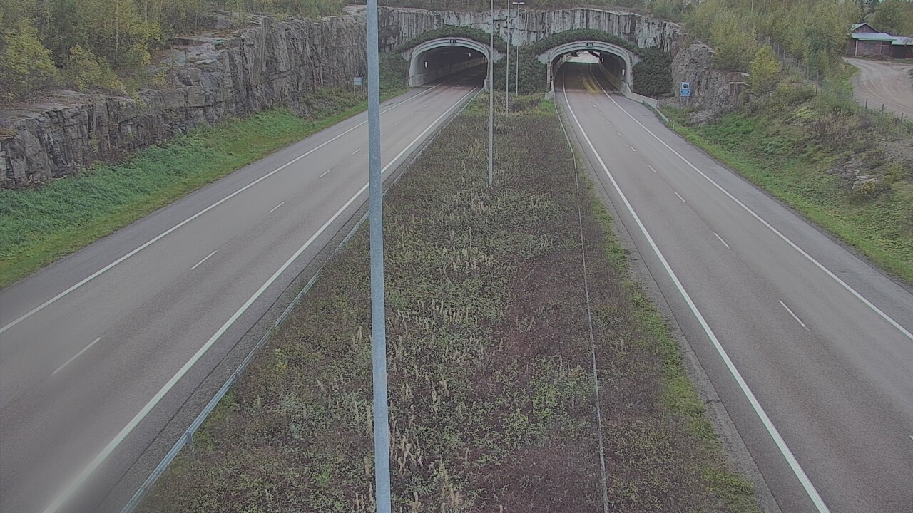 Weather Camera Image Väg 7 Fredrikshamn, Kolsila, bom öst, Hamina, Kymenlaakso
