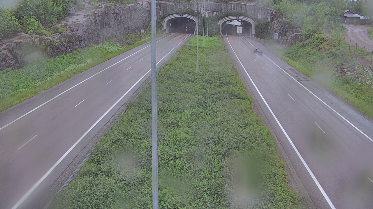 Weather Camera Image Väg 7 Fredrikshamn, Kolsila, bom öst, Hamina, Kymenlaakso