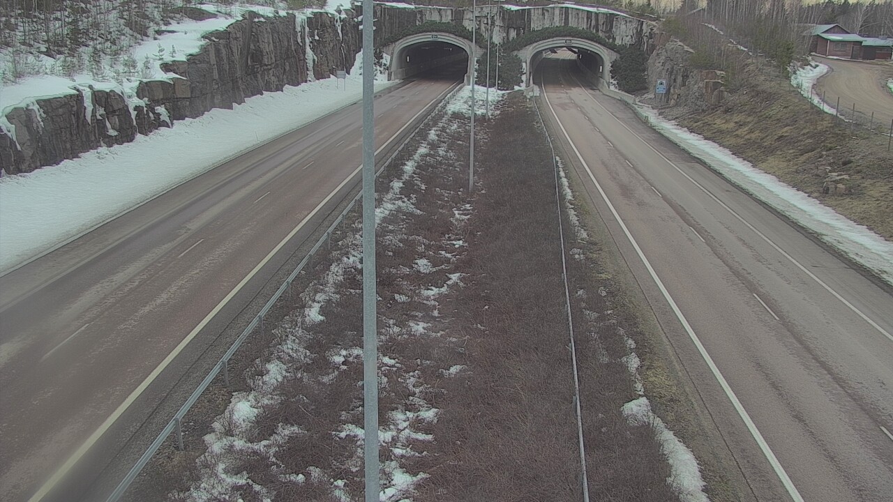 Weather Camera Image Väg 7 Fredrikshamn, Kolsila, bom öst, Hamina, Kymenlaakso