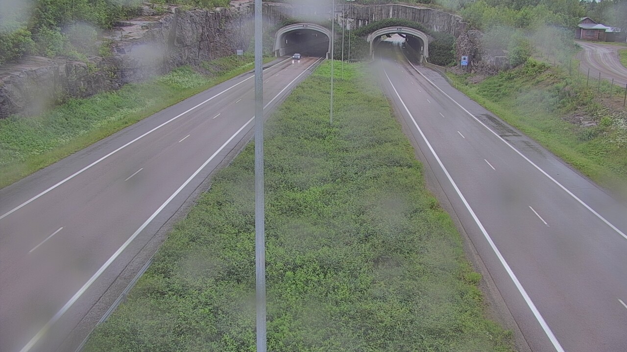 Weather Camera Image Väg 7 Fredrikshamn, Kolsila, bom öst, Hamina, Kymenlaakso