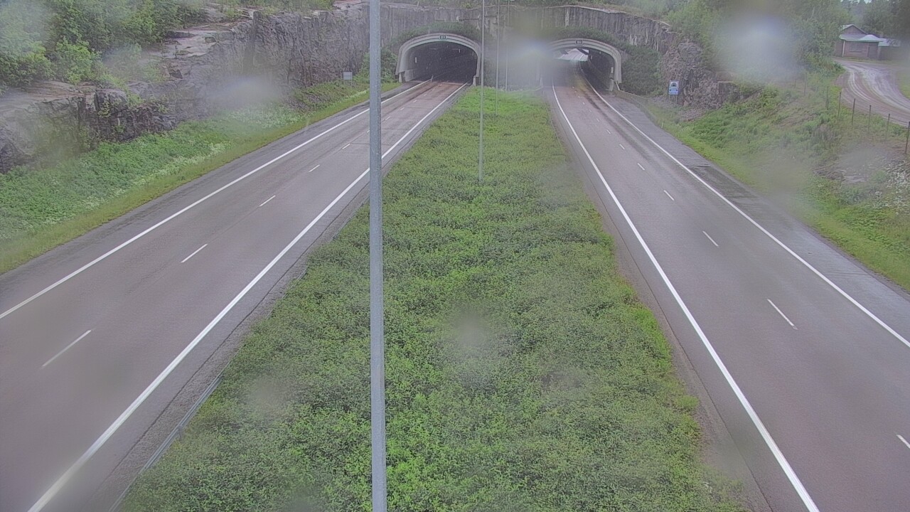 Weather Camera Image Väg 7 Fredrikshamn, Kolsila, bom öst, Hamina, Kymenlaakso