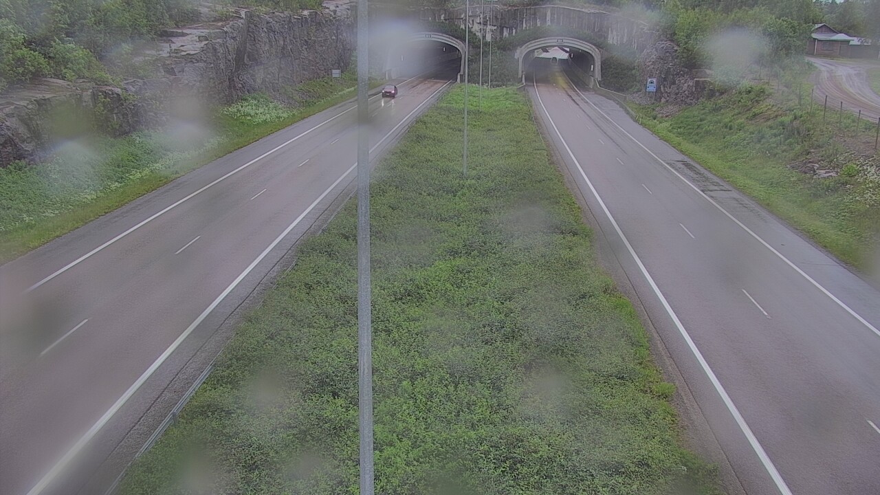 Weather Camera Image Väg 7 Fredrikshamn, Kolsila, bom öst, Hamina, Kymenlaakso