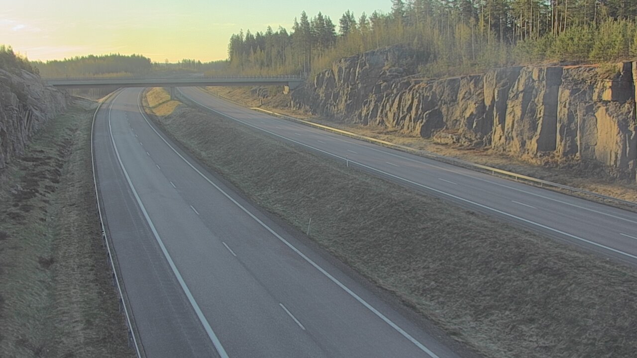 Weather Camera Image Road 7 Hamina, Helsmanni, Hamina, Kymenlaakso