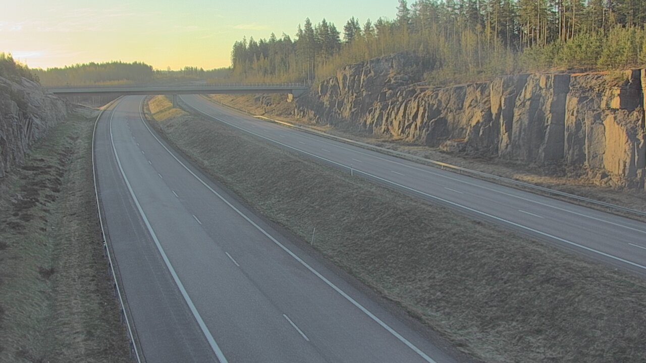 Weather Camera Image Road 7 Hamina, Helsmanni, Hamina, Kymenlaakso