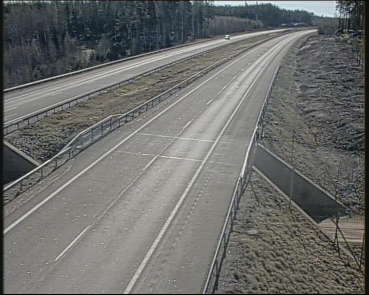 Weather Camera Image Väg 7 Fredrikshamn, Karjusuo, Hamina, Kymenlaakso