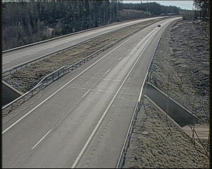 Weather Camera Image Väg 7 Fredrikshamn, Karjusuo, Hamina, Kymenlaakso