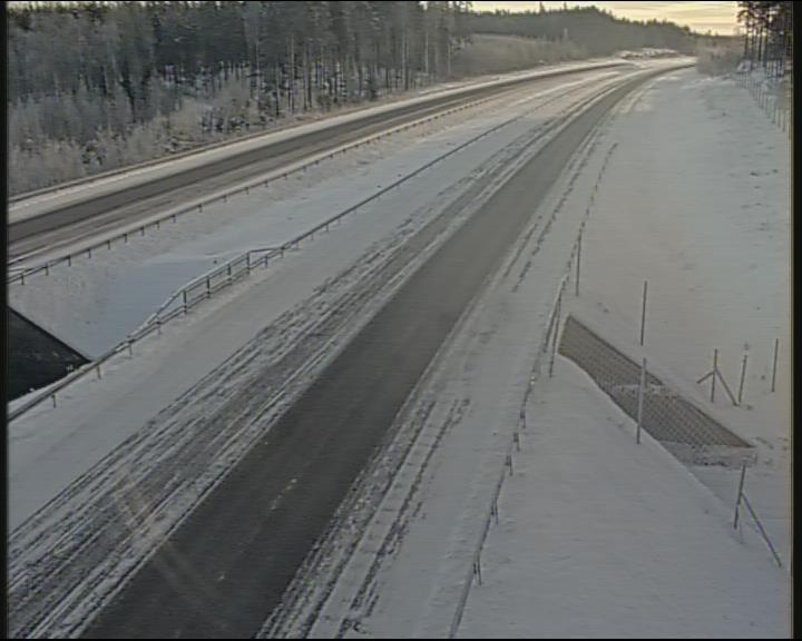 Weather Camera Image Väg 7 Fredrikshamn, Karjusuo, Hamina, Kymenlaakso