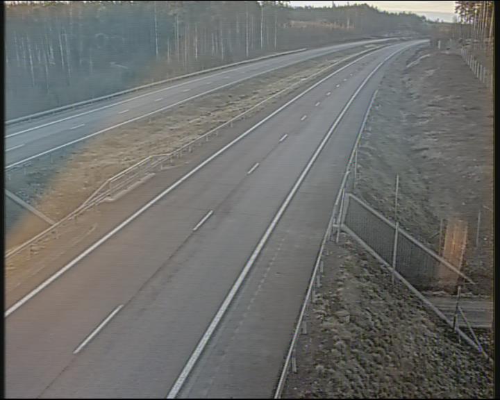 Weather Camera Image Väg 7 Fredrikshamn, Karjusuo, Hamina, Kymenlaakso