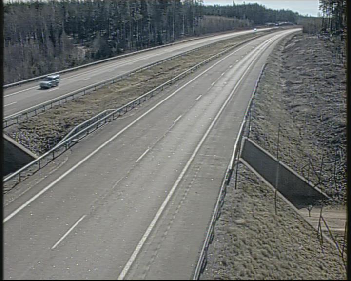 Weather Camera Image Väg 7 Fredrikshamn, Karjusuo, Hamina, Kymenlaakso