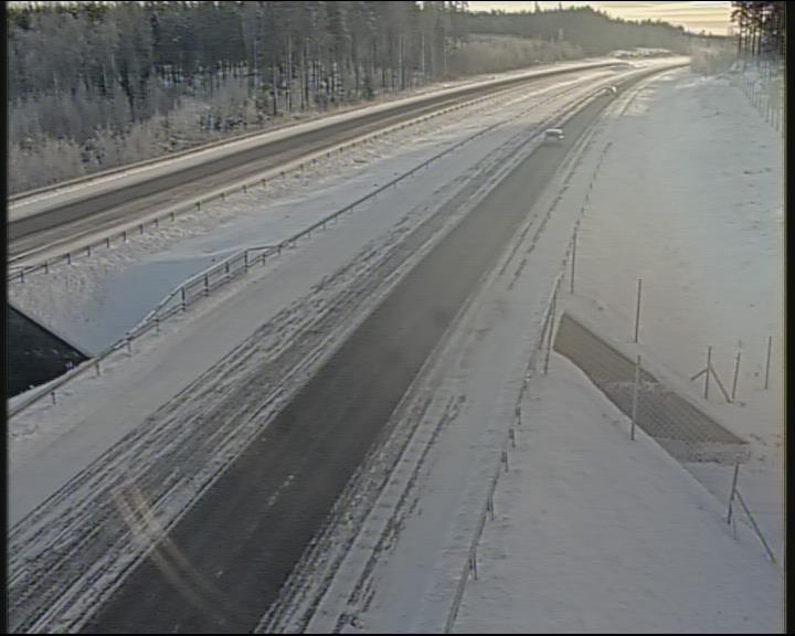 Weather Camera Image Väg 7 Fredrikshamn, Karjusuo, Hamina, Kymenlaakso