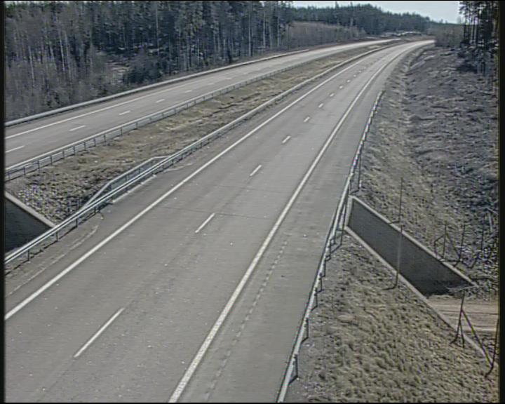 Weather Camera Image Väg 7 Fredrikshamn, Karjusuo, Hamina, Kymenlaakso