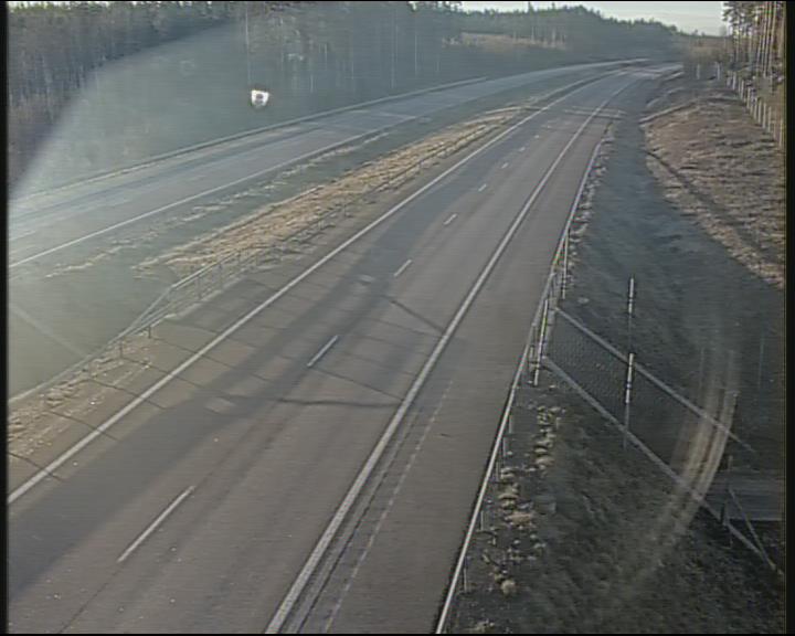 Weather Camera Image Väg 7 Fredrikshamn, Karjusuo, Hamina, Kymenlaakso