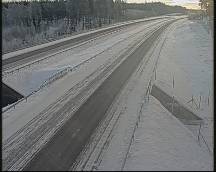 Weather Camera Image Väg 7 Fredrikshamn, Karjusuo, Hamina, Kymenlaakso