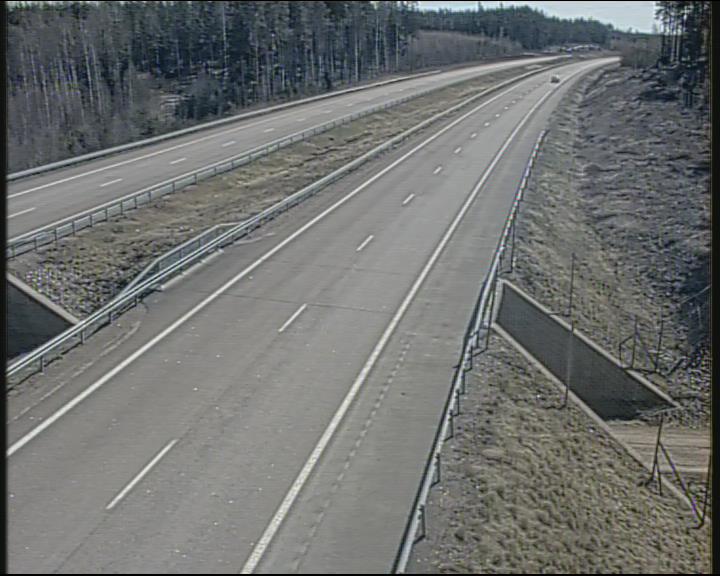 Weather Camera Image Väg 7 Fredrikshamn, Karjusuo, Hamina, Kymenlaakso