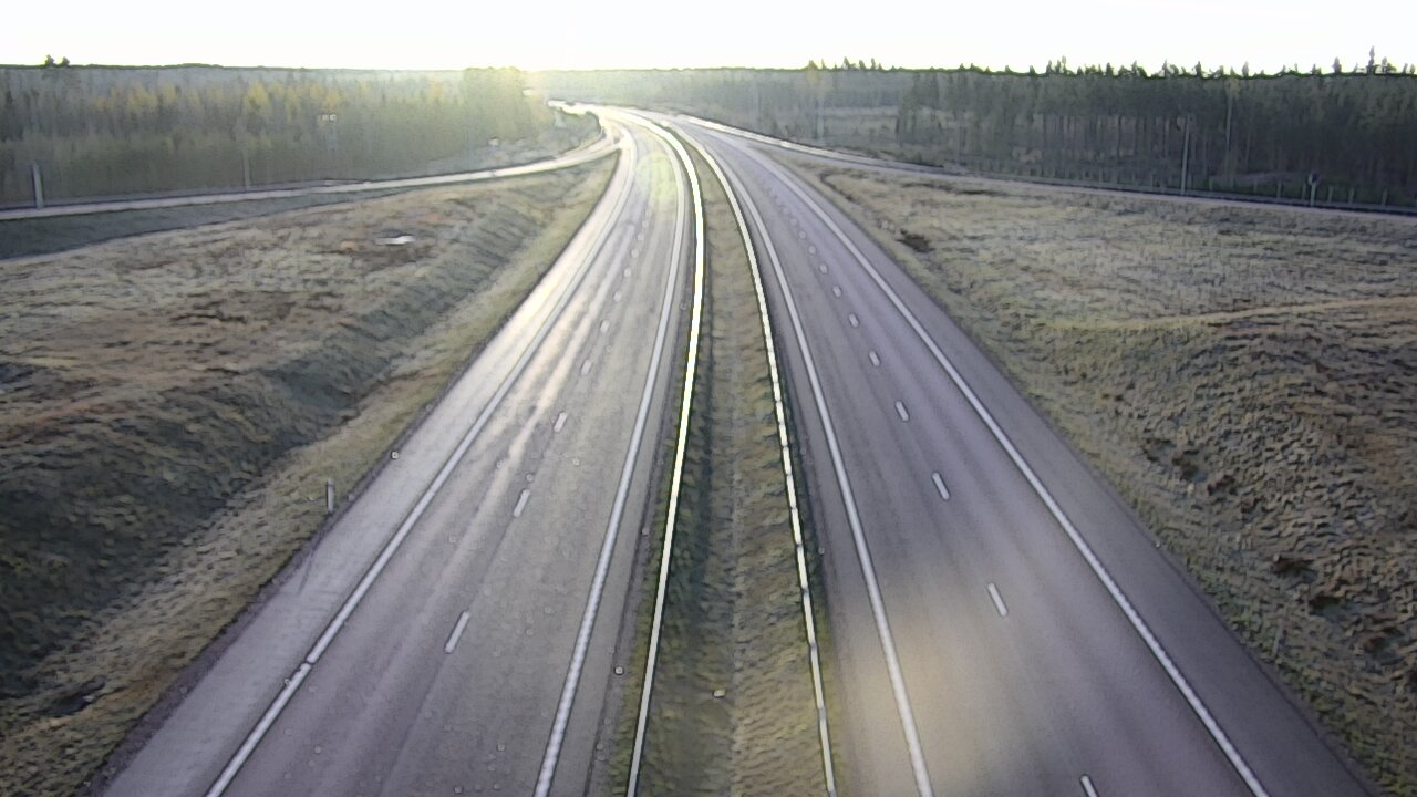 Weather Camera Image Väg 7 Vederlax, Saarasjärvi, Virolahti, Kymenlaakso