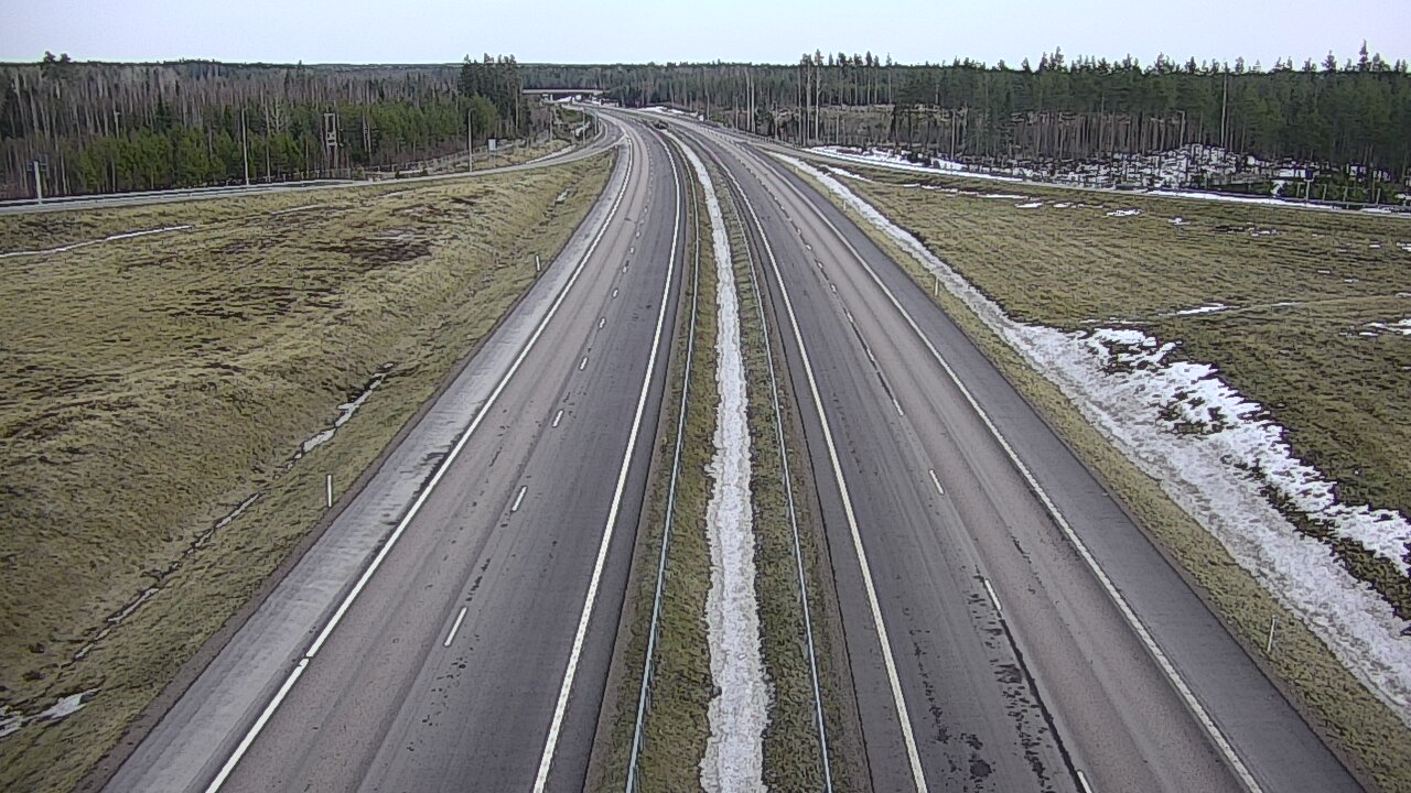Weather Camera Image Väg 7 Vederlax, Saarasjärvi, Virolahti, Kymenlaakso