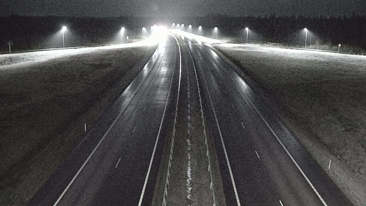 Weather Camera Image Väg 7 Vederlax, Saarasjärvi, Virolahti, Kymenlaakso