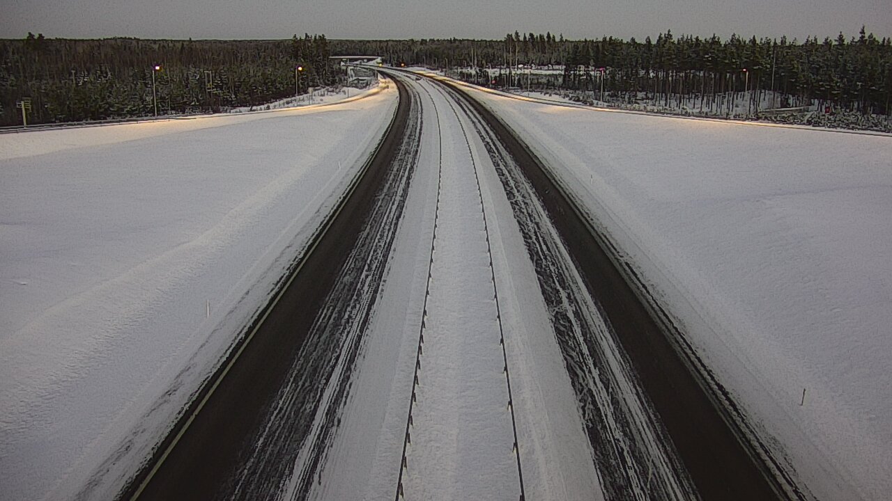 Weather Camera Image Väg 7 Vederlax, Saarasjärvi, Virolahti, Kymenlaakso