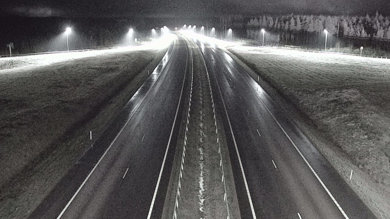 Weather Camera Image Väg 7 Vederlax, Saarasjärvi, Virolahti, Kymenlaakso