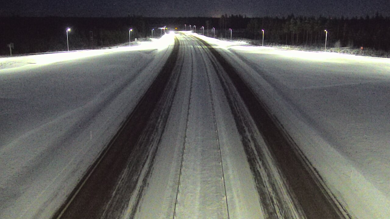Weather Camera Image Väg 7 Vederlax, Saarasjärvi, Virolahti, Kymenlaakso