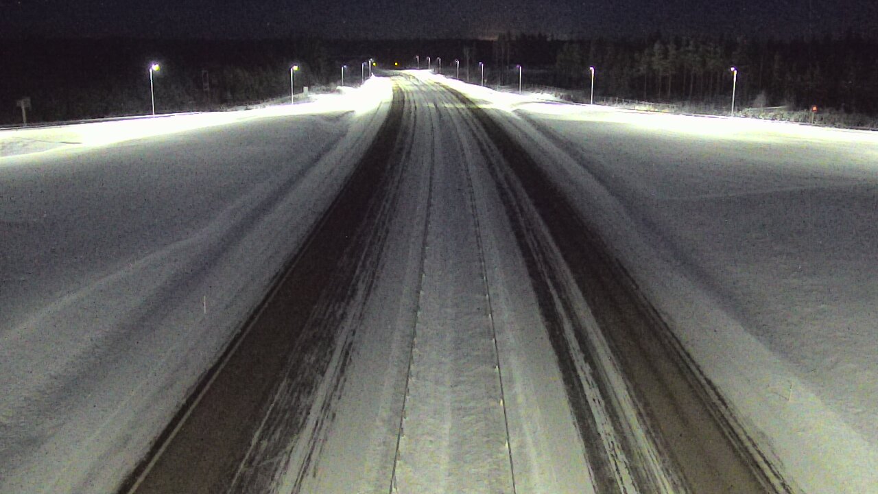 Weather Camera Image Väg 7 Vederlax, Saarasjärvi, Virolahti, Kymenlaakso