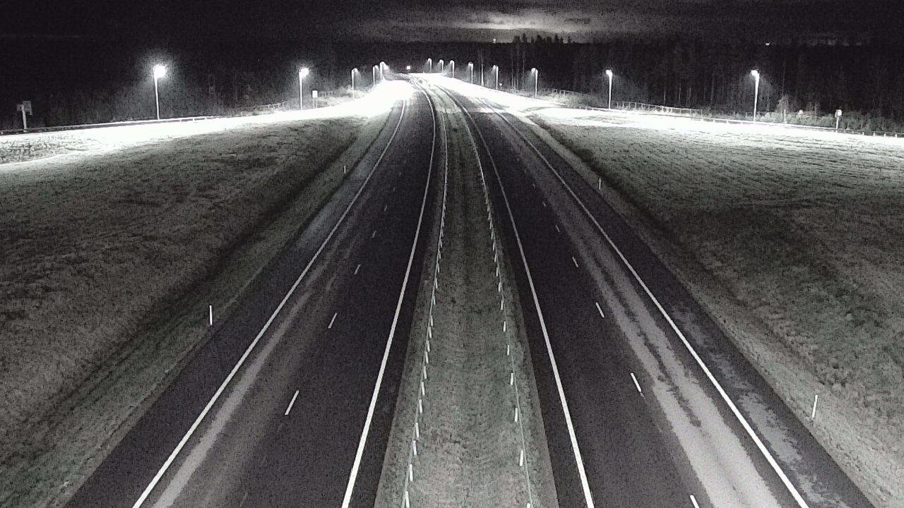 Weather Camera Image Väg 7 Vederlax, Saarasjärvi, Virolahti, Kymenlaakso