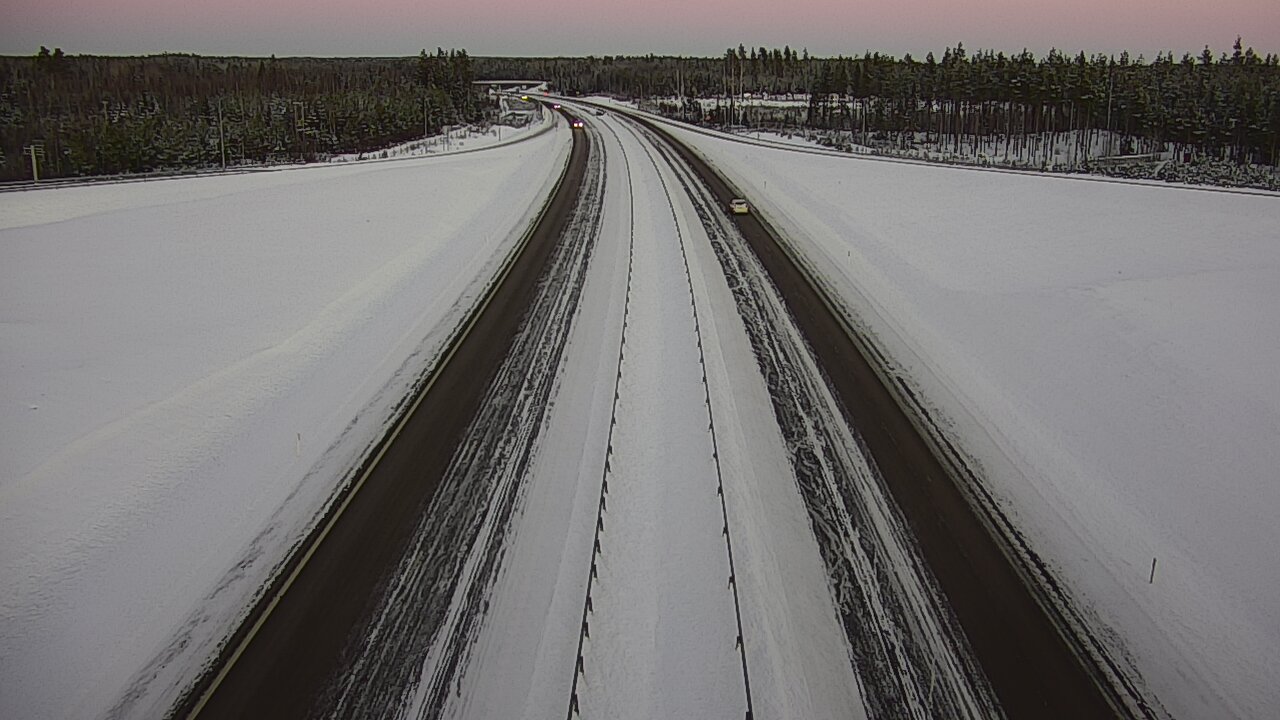 Weather Camera Image Väg 7 Vederlax, Saarasjärvi, Virolahti, Kymenlaakso