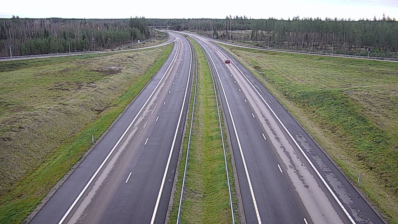 Weather Camera Image Väg 7 Vederlax, Saarasjärvi, Virolahti, Kymenlaakso