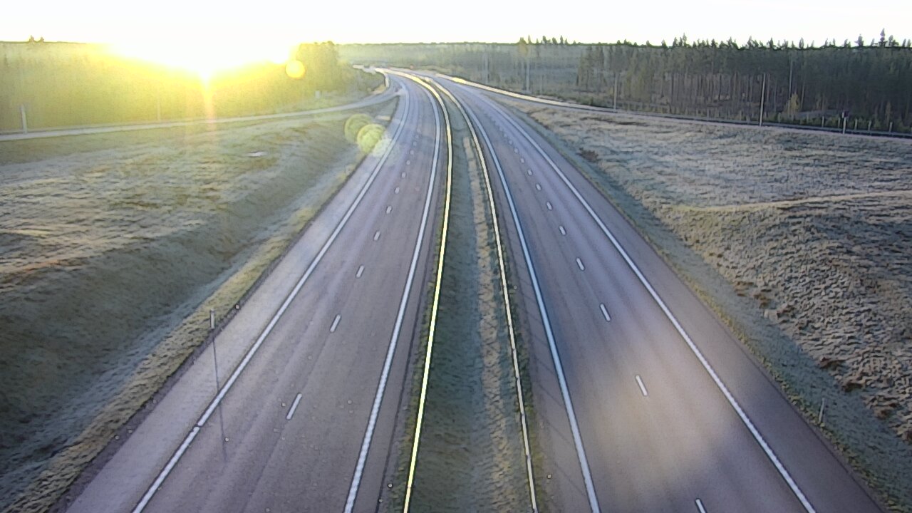 Weather Camera Image Väg 7 Vederlax, Saarasjärvi, Virolahti, Kymenlaakso