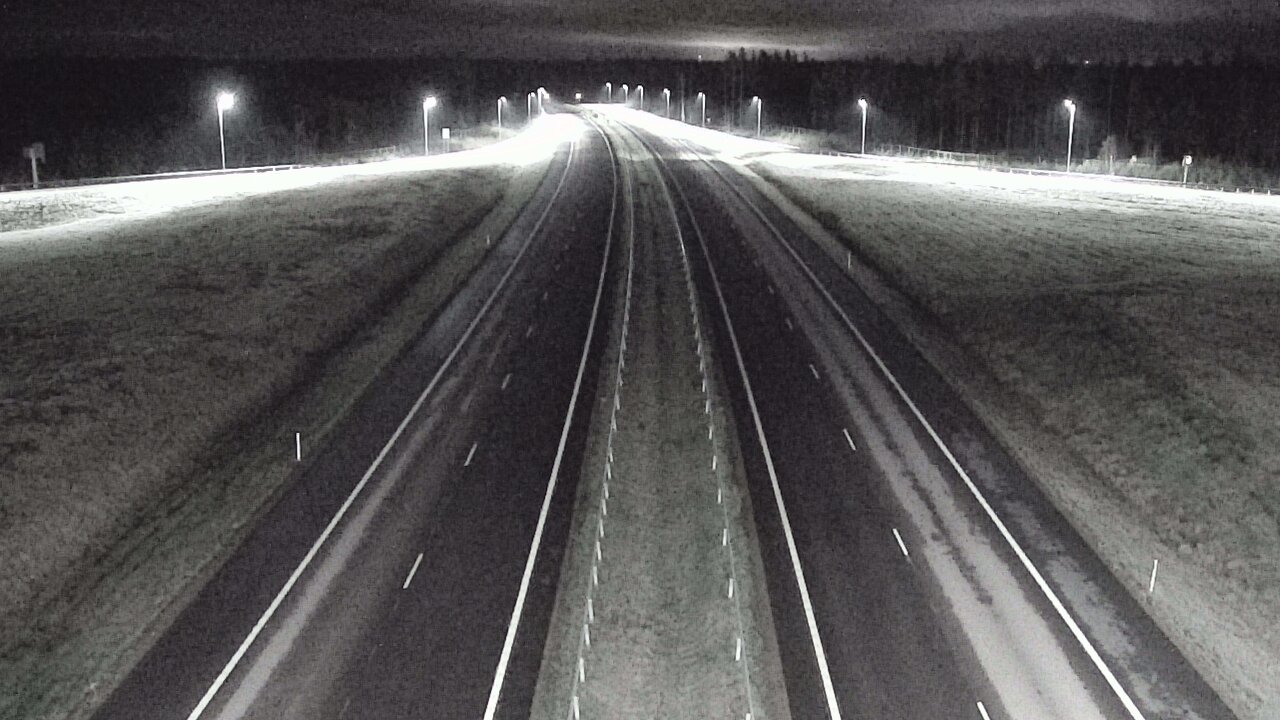 Weather Camera Image Väg 7 Vederlax, Saarasjärvi, Virolahti, Kymenlaakso