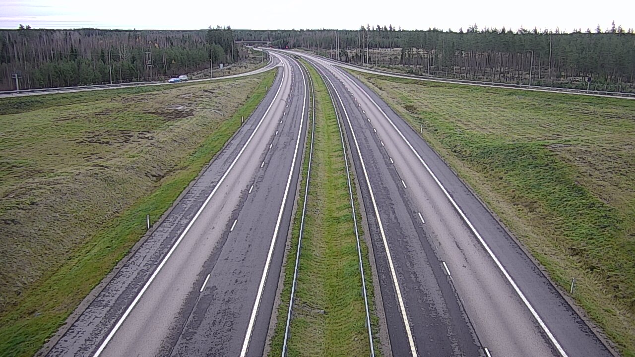 Weather Camera Image Väg 7 Vederlax, Saarasjärvi, Virolahti, Kymenlaakso