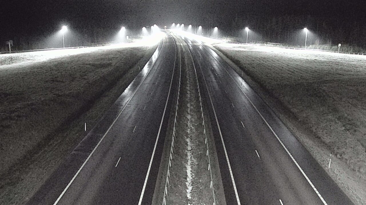 Weather Camera Image Väg 7 Vederlax, Saarasjärvi, Virolahti, Kymenlaakso