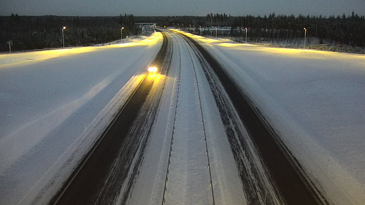 Weather Camera Image Väg 7 Vederlax, Saarasjärvi, Virolahti, Kymenlaakso