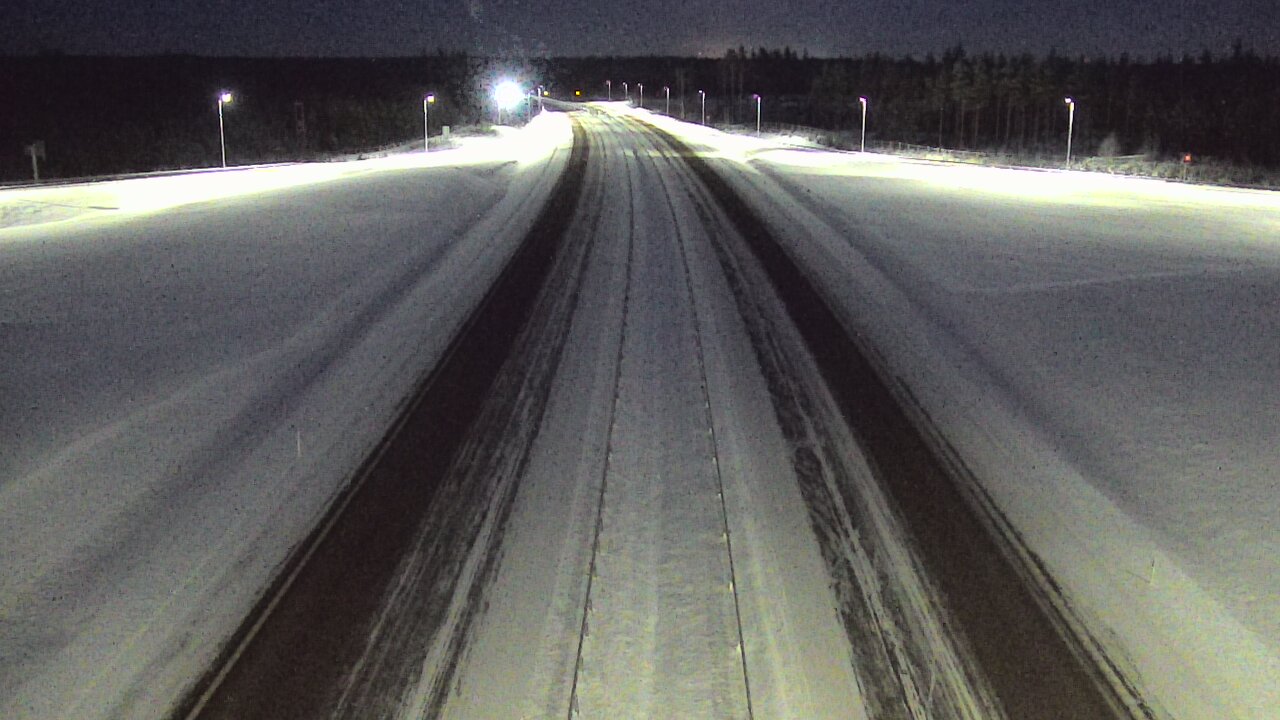 Weather Camera Image Väg 7 Vederlax, Saarasjärvi, Virolahti, Kymenlaakso